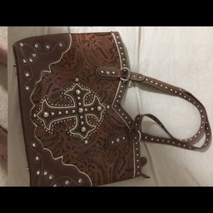 Cross purse.